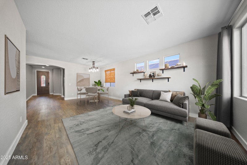 LIving virtually staged