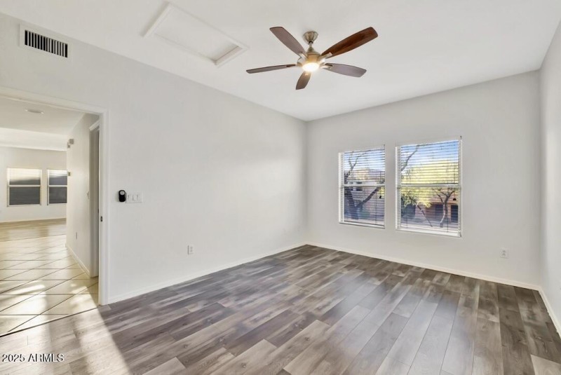 E2BE1B65-BFE5-4297-BB06-4C5CC4D72611_1_1