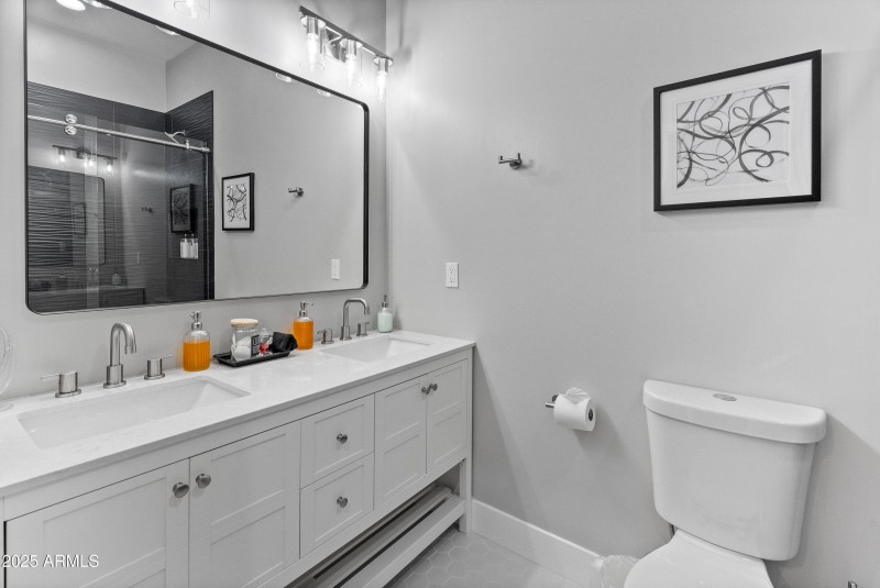 6715 E Montecito Ave-31