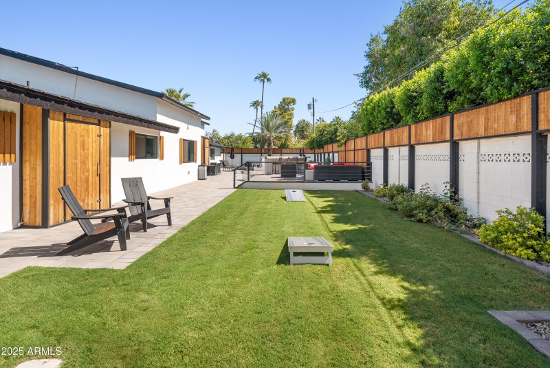 6715 E Montecito Ave-69