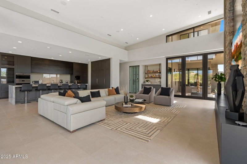 8-web-or-mls-37200-n-cave-creek-rd