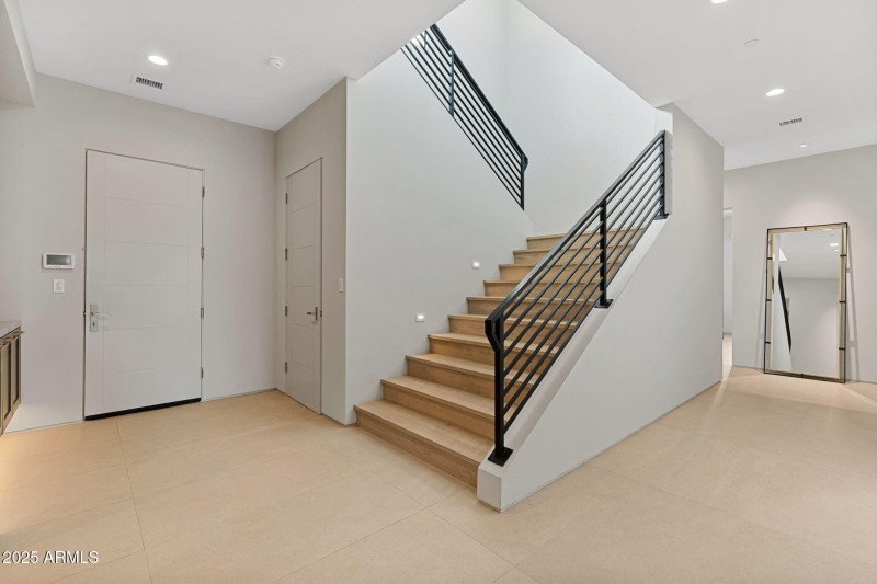 24-web-or-mls-37200-n-cave-creek-rd