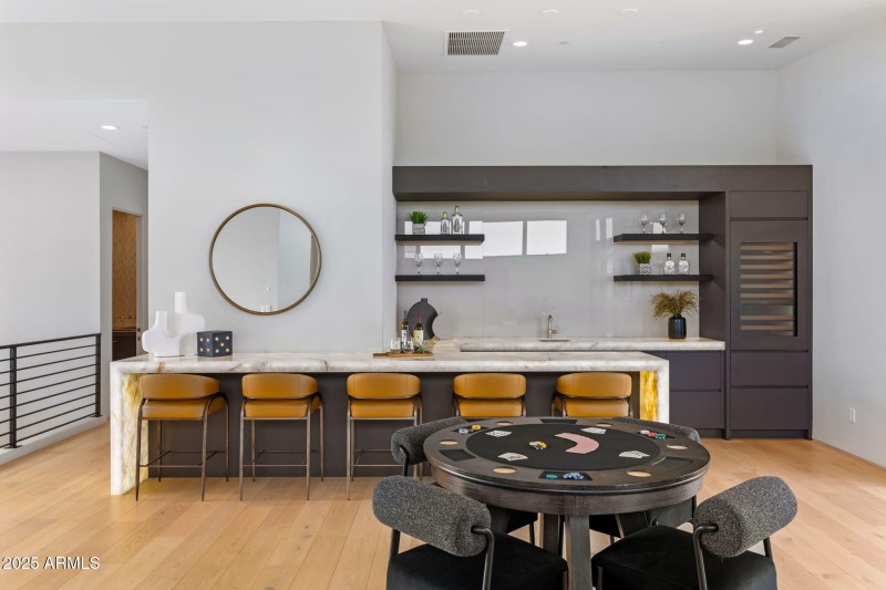 30-web-or-mls-37200-n-cave-creek-rd