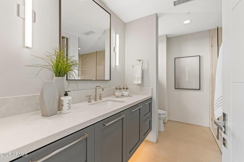 38-web-or-mls-37200-n-cave-creek-rd