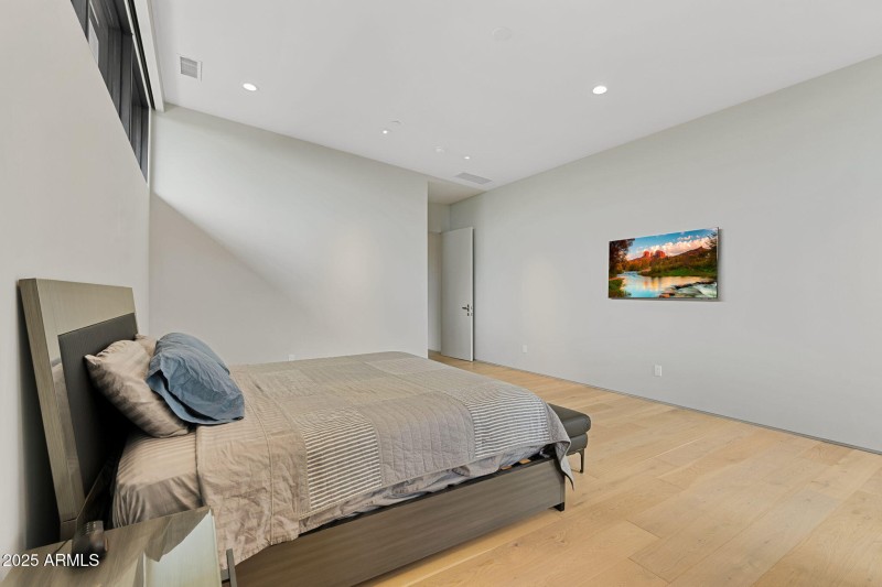 54-web-or-mls-37200-n-cave-creek-rd