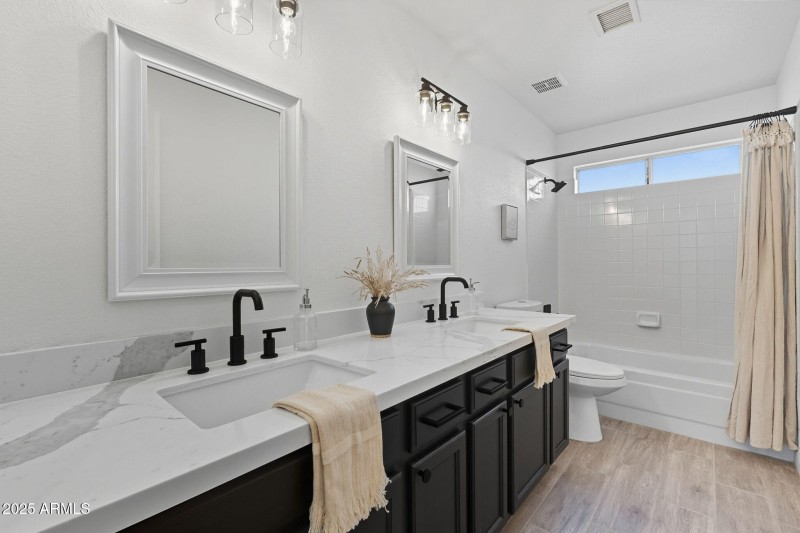 Hallway Full Bathroom