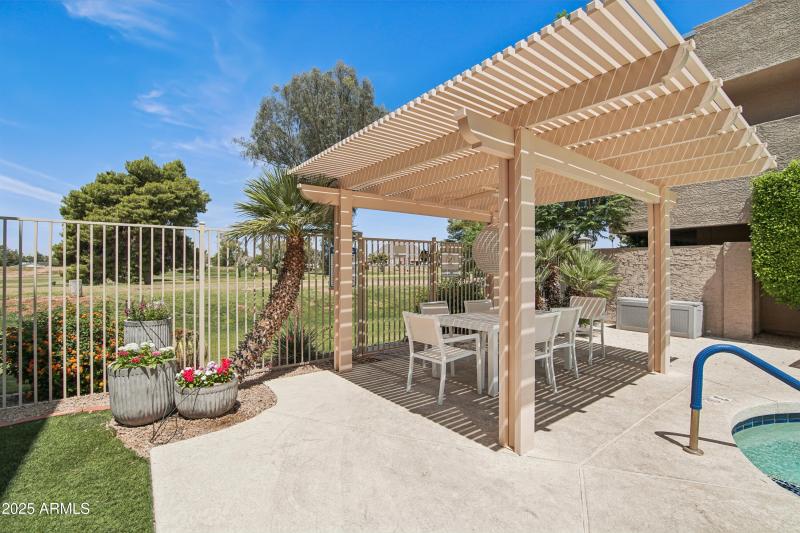 32-print-Hayden Rd 28-2905-902