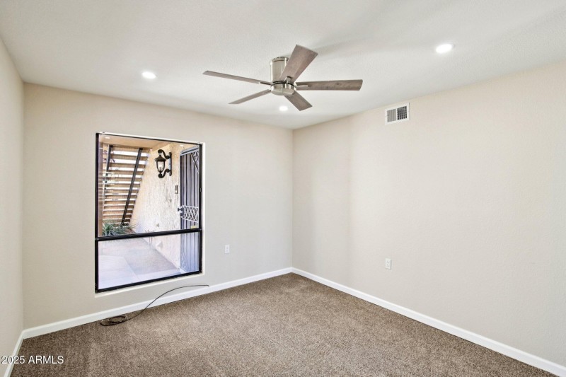 27-web-or-mls-W Avenida De Amigos Cir-S0