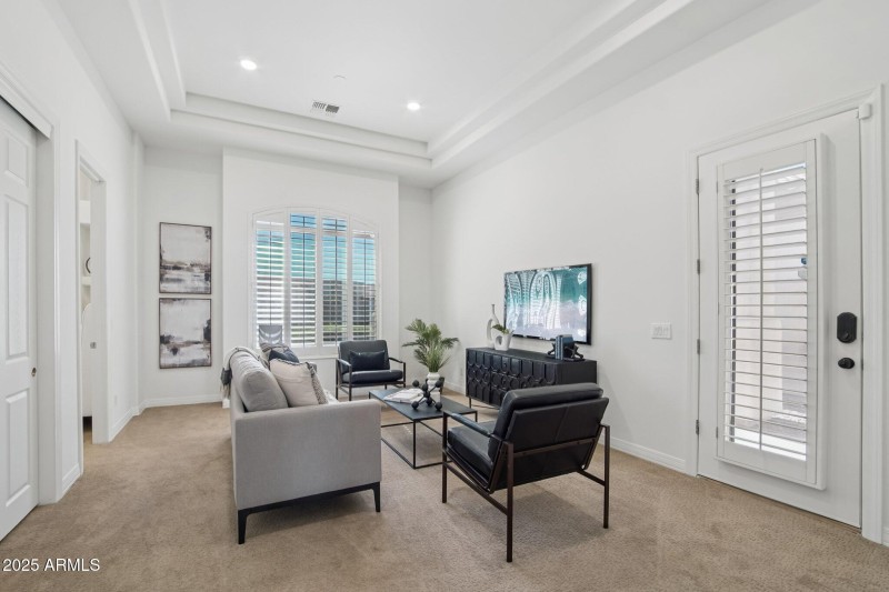 9-web-or-mls-E Trailridge Cir 8-S0310-00