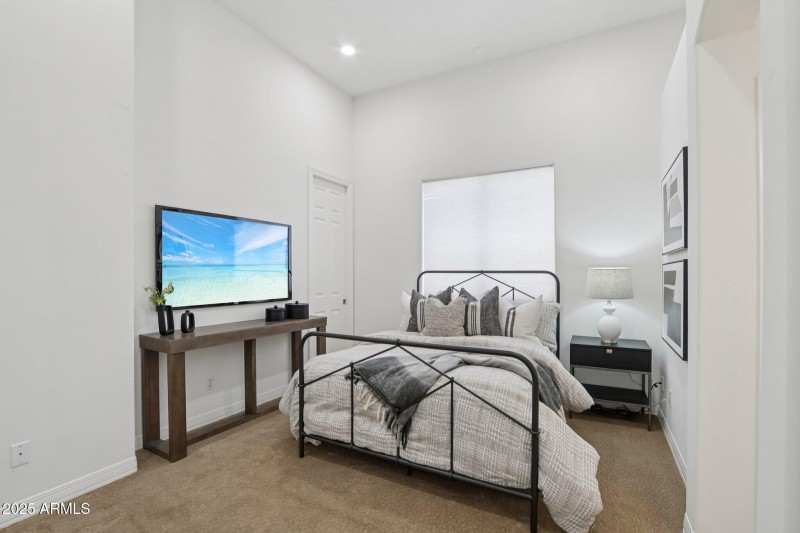 32-web-or-mls-E Trailridge Cir 8-S0310-0