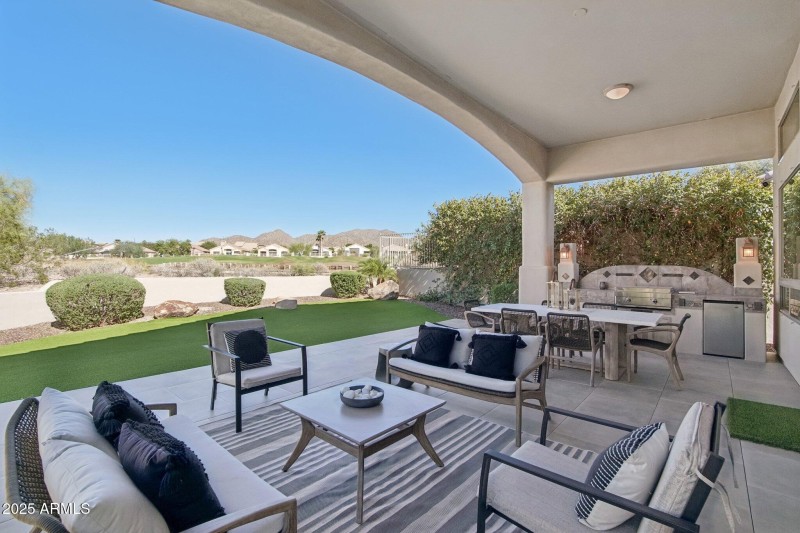 41-web-or-mls-E Trailridge Cir 8-S0310-0