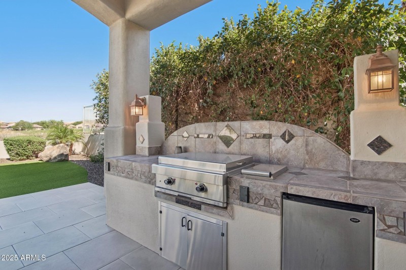 43-web-or-mls-E Trailridge Cir 8-S0310-0