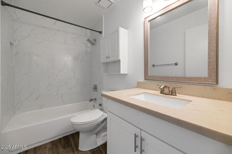 5137 N Granite Reef Rd-large-003-019-TOD