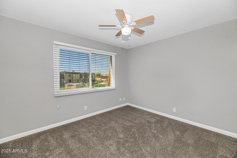 5137 N Granite Reef Rd-large-004-016-TOD