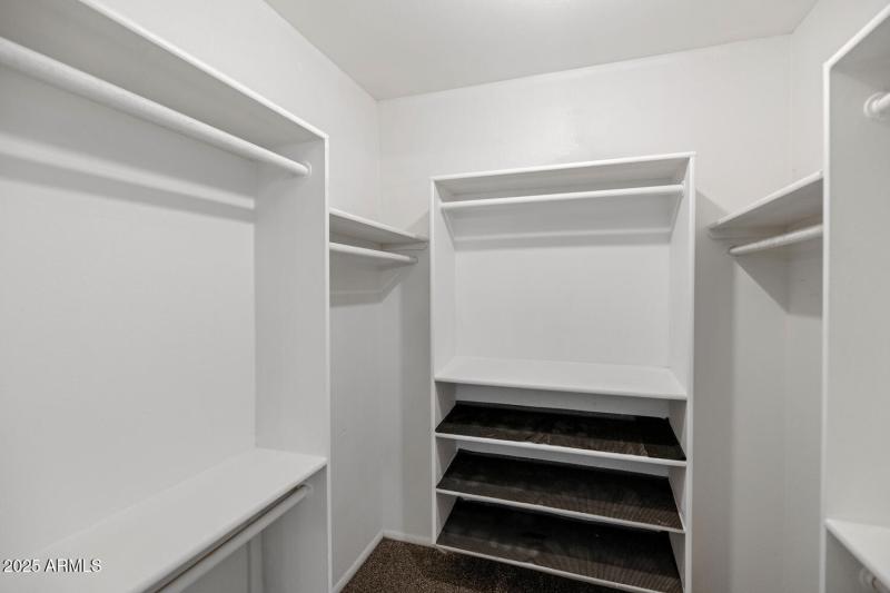 5137 N Granite Reef Rd-large-011-018-TOD