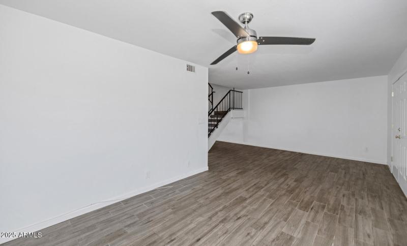 5137 N Granite Reef Rd-large-013-012-TOD