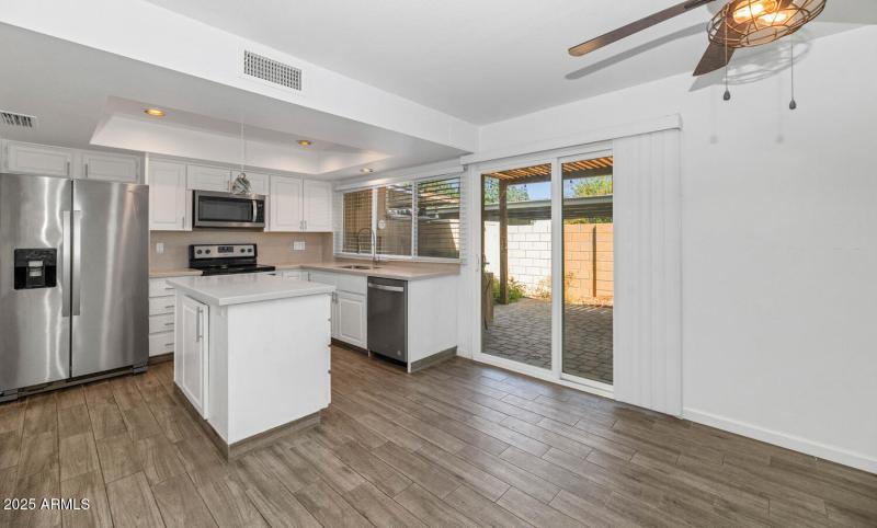 5137 N Granite Reef Rd