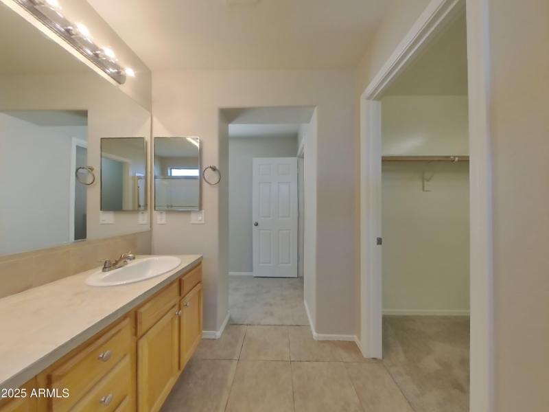 7_pc_e5cwZszOS3_yy0DPNuFgP_layout_1