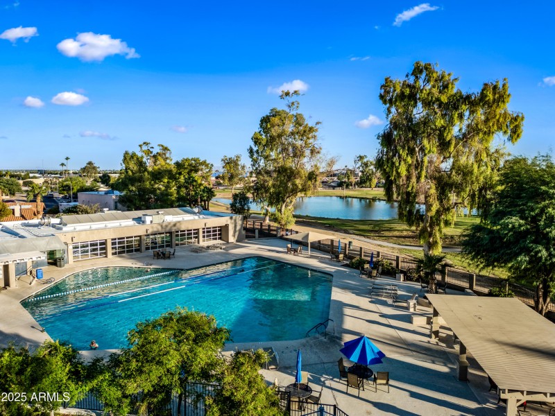 4-Ahwatukee-ocupix-Comm