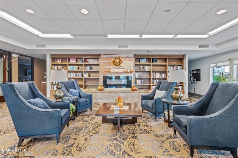 11-Ahwatukee-ocupix-Comm