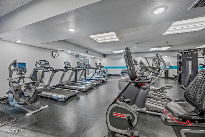 20-Ahwatukee-ocupix-Comm