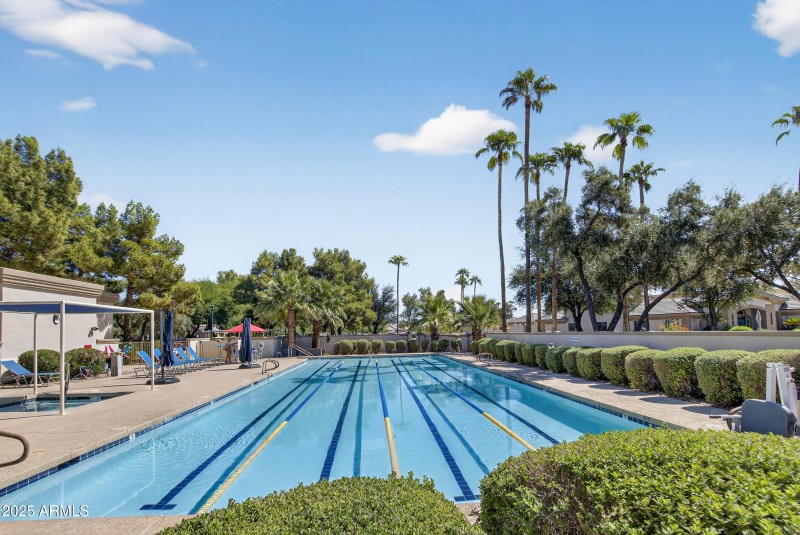 039_512_A4m_sunlakes