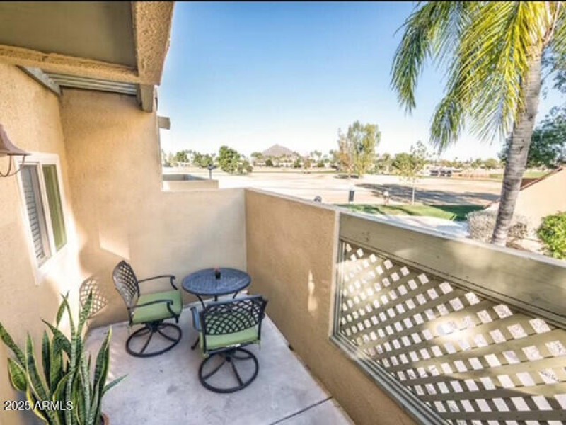 10) 55568-67eee9926a886