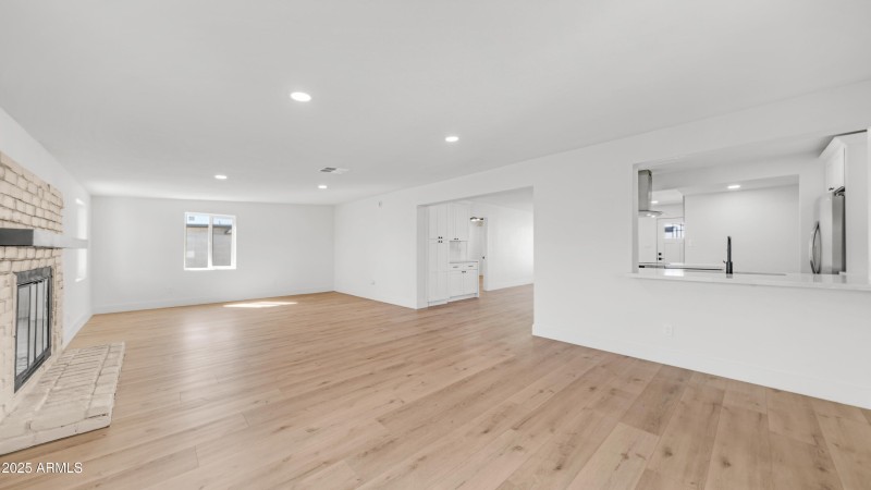 19251 N 17th Dr (11)