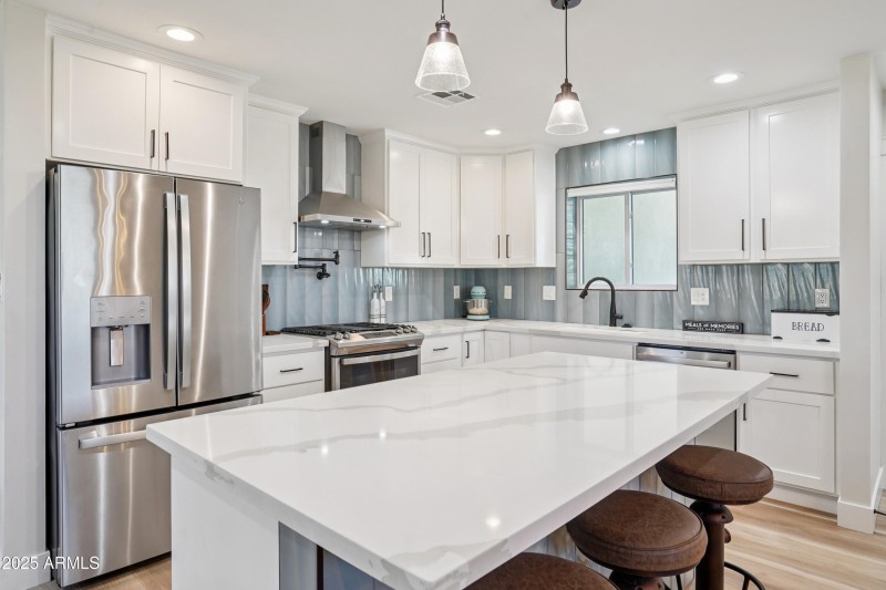 24-print-E Weldon Ave-S0210-015