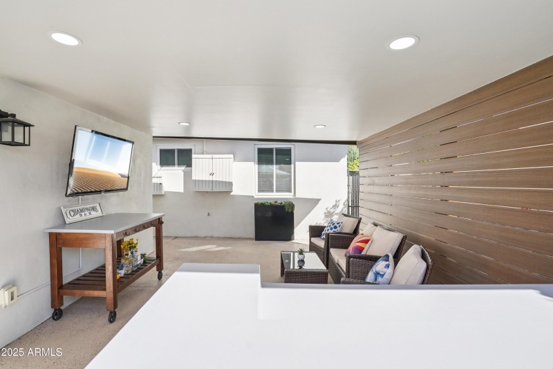 42-print-E Weldon Ave-S0210-033