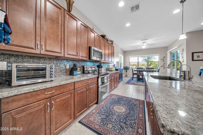 9364 W Cashman Dr-11