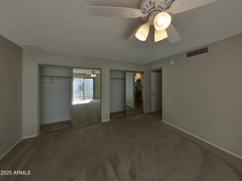 5_pc_ssQcFnEC2E_JNdODRzddL_layout_0