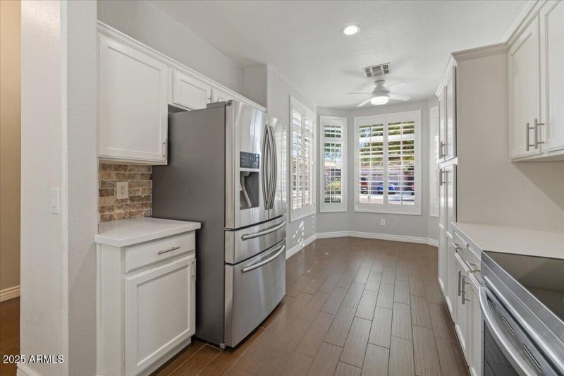 17-Dining and Kitchen