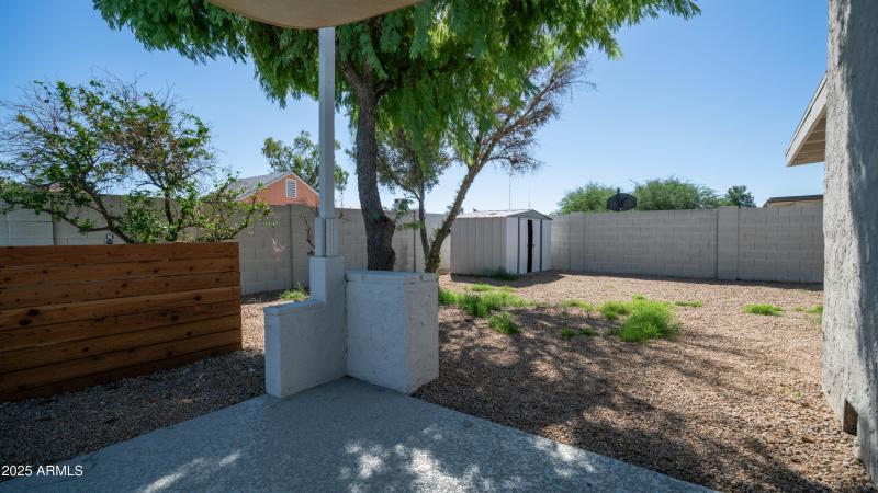 19251 N 17th Dr Exterior Photos-6