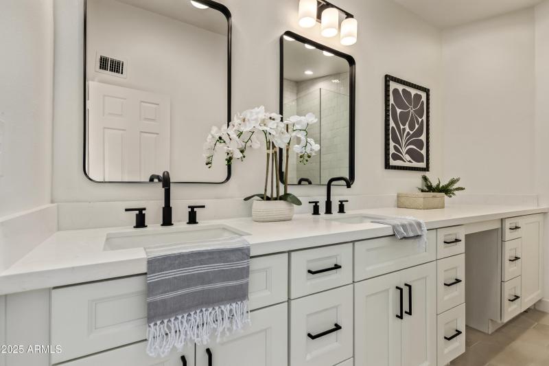 aa83d3a6c9da57be4c4c55d21883c8ef