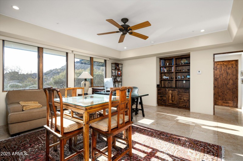 38-11070ERollingRockDr-38