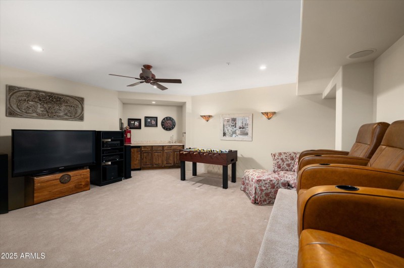 27-11070ERollingRockDr-27