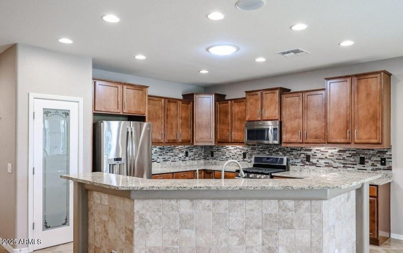 20230908200839170166000000-o