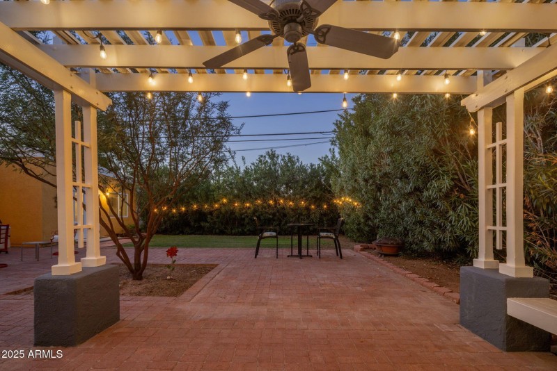 Lovely outdoor living area