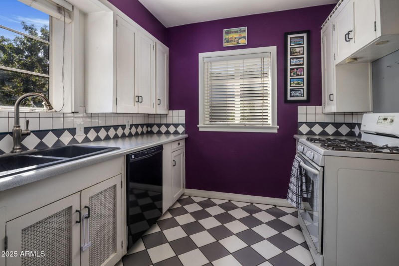 Tons of natural light!