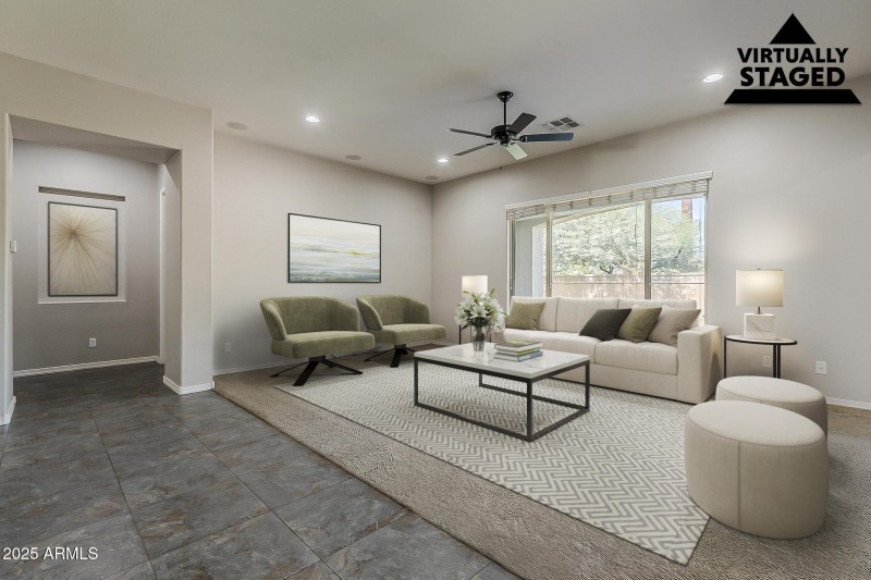 Derringer-7-LIving Room_VS 1