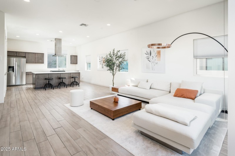 325 E Coronado Rd Unit 13 - MLS-13