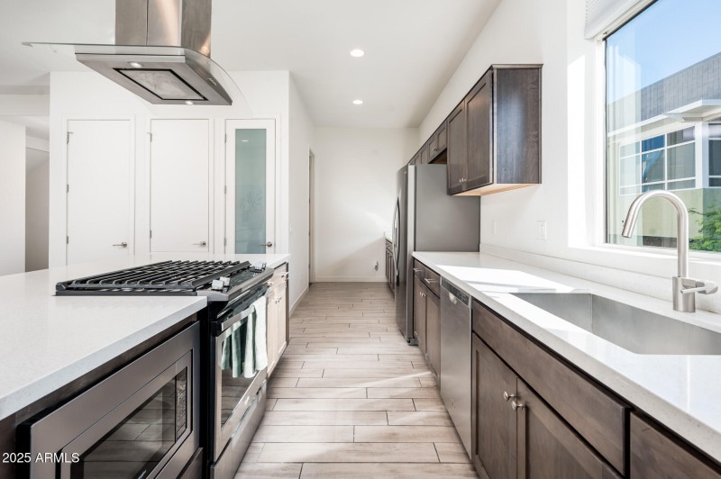 325 E Coronado Rd Unit 13 - MLS-17