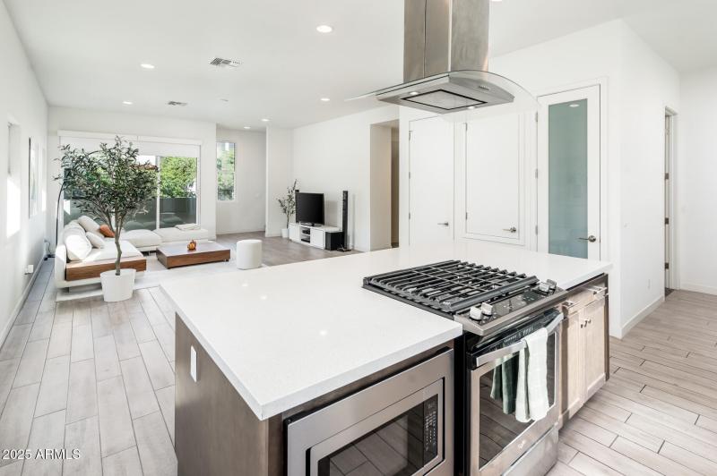 325 E Coronado Rd Unit 13 - MLS-19