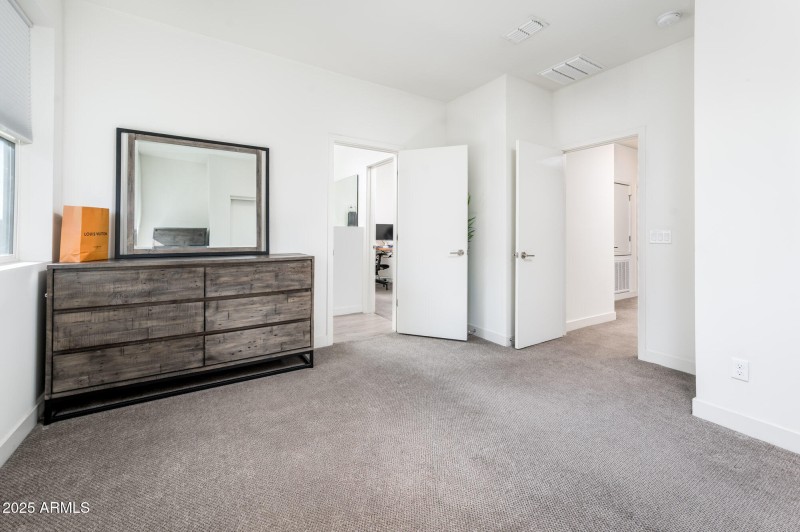 325 E Coronado Rd Unit 13 - MLS-26