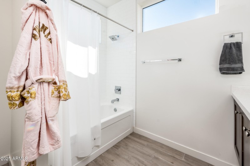 325 E Coronado Rd Unit 13 - MLS-28