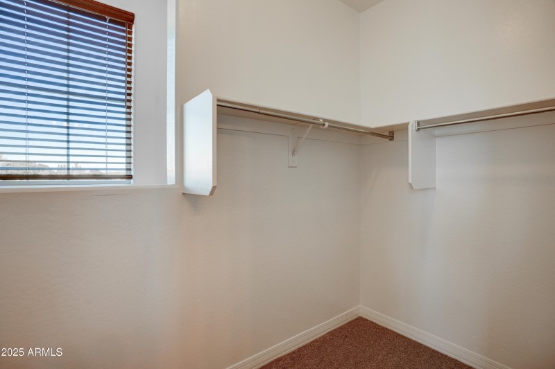 Guest Bedroom 1 Closet
