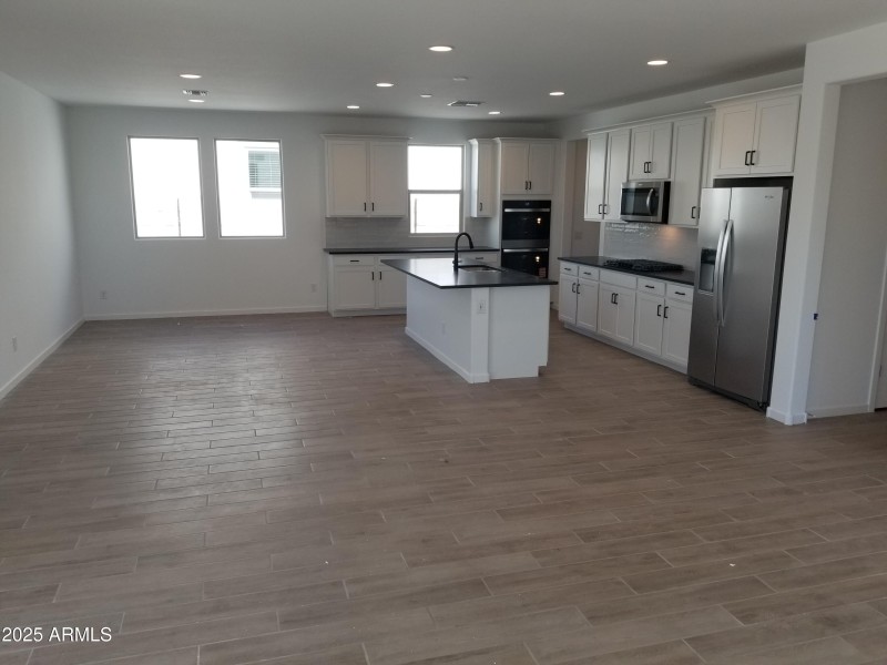 202 Kitchen Dining Room