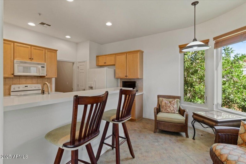 14-Kitchen and sitting area