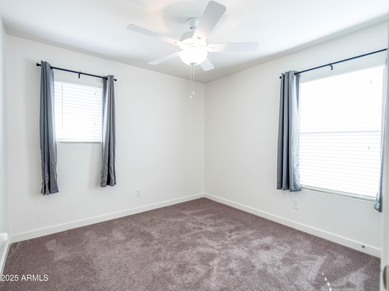 1398 W Spine Tree Ave